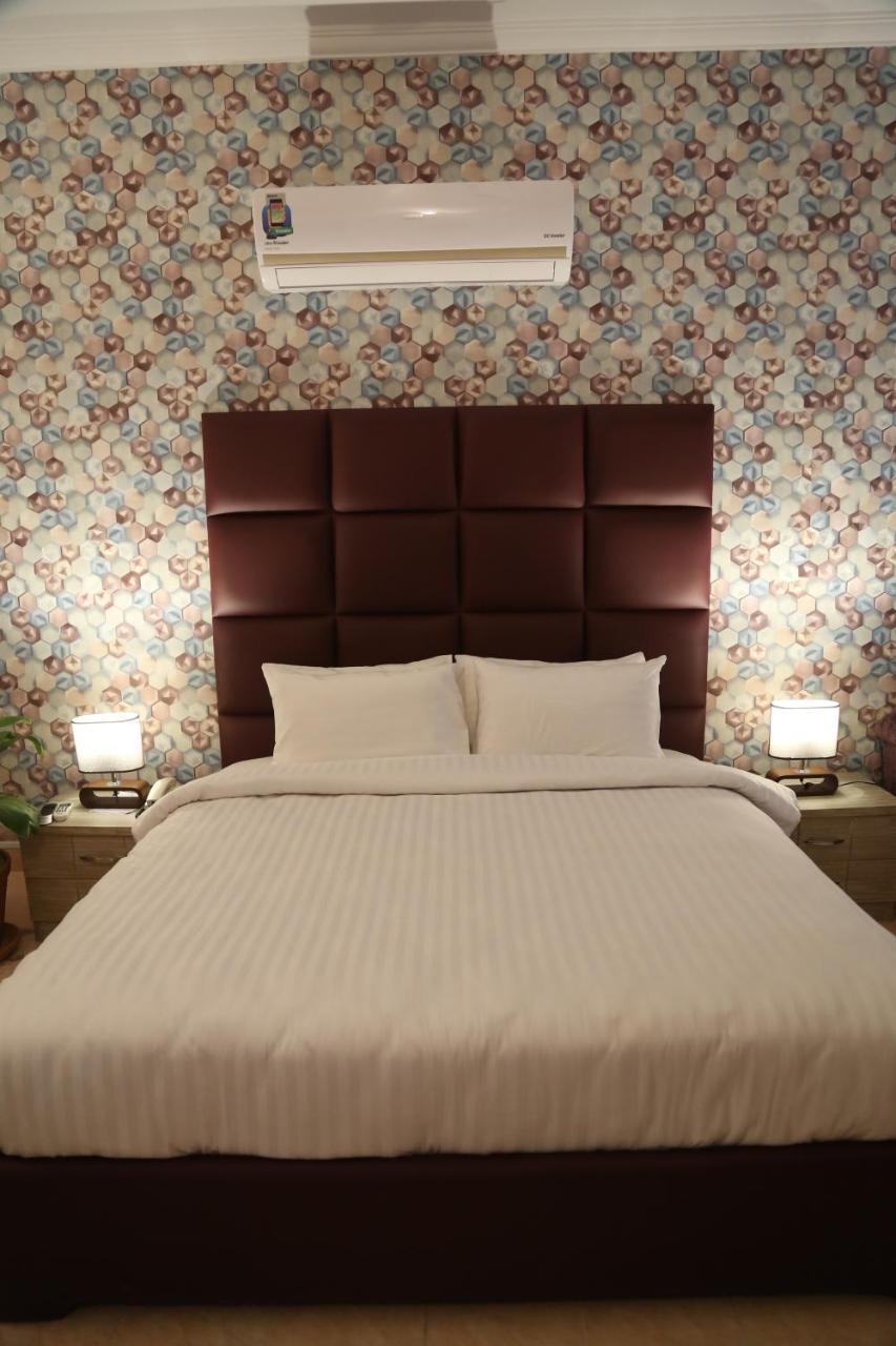 Royal Grace Guest House اسلام اباد المظهر الخارجي الصورة