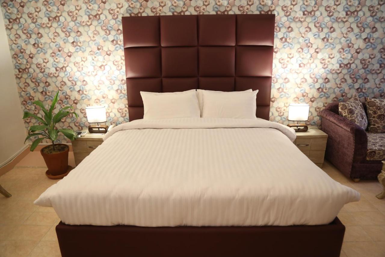 Royal Grace Guest House اسلام اباد المظهر الخارجي الصورة