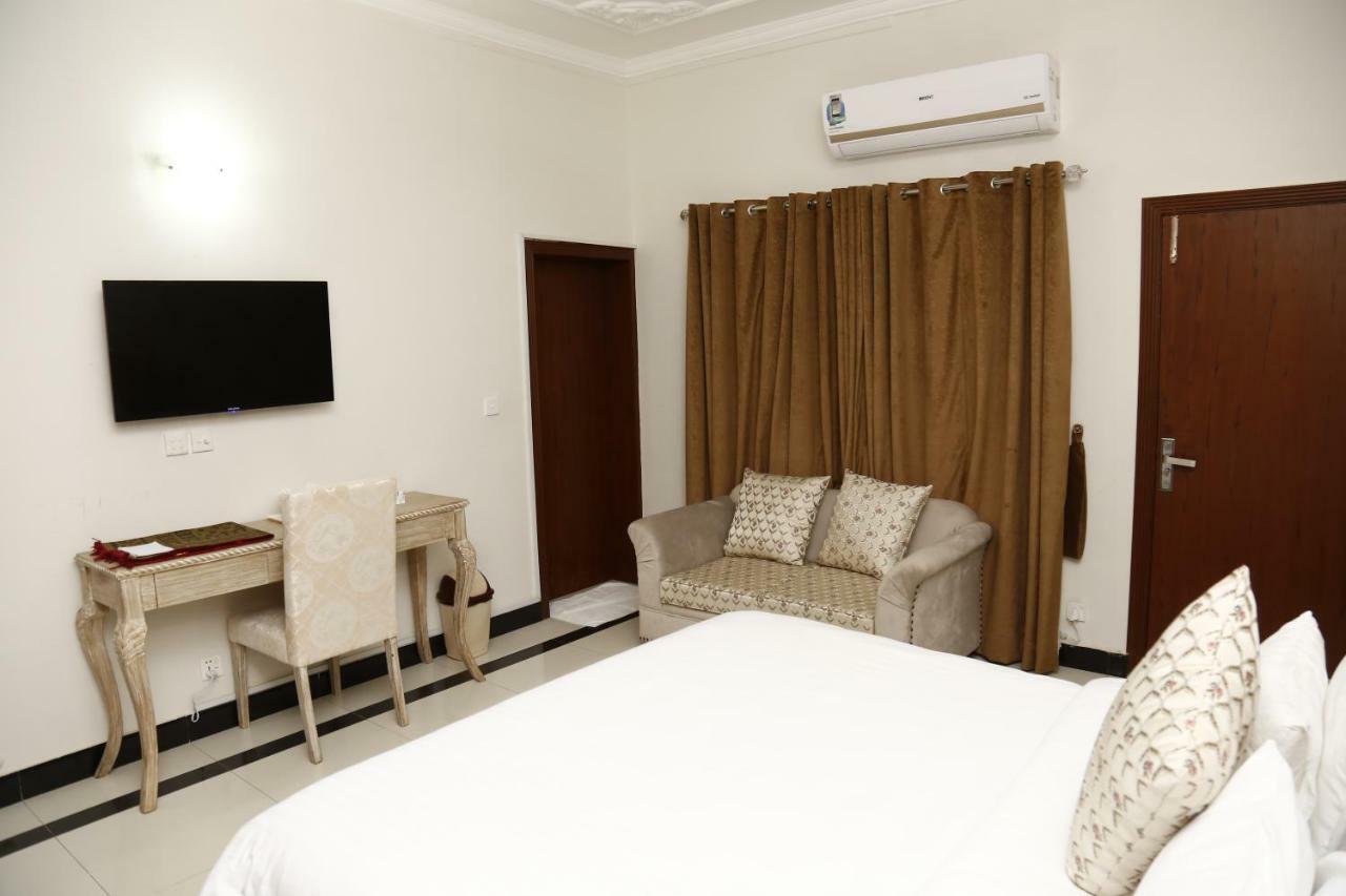 Royal Grace Guest House اسلام اباد المظهر الخارجي الصورة